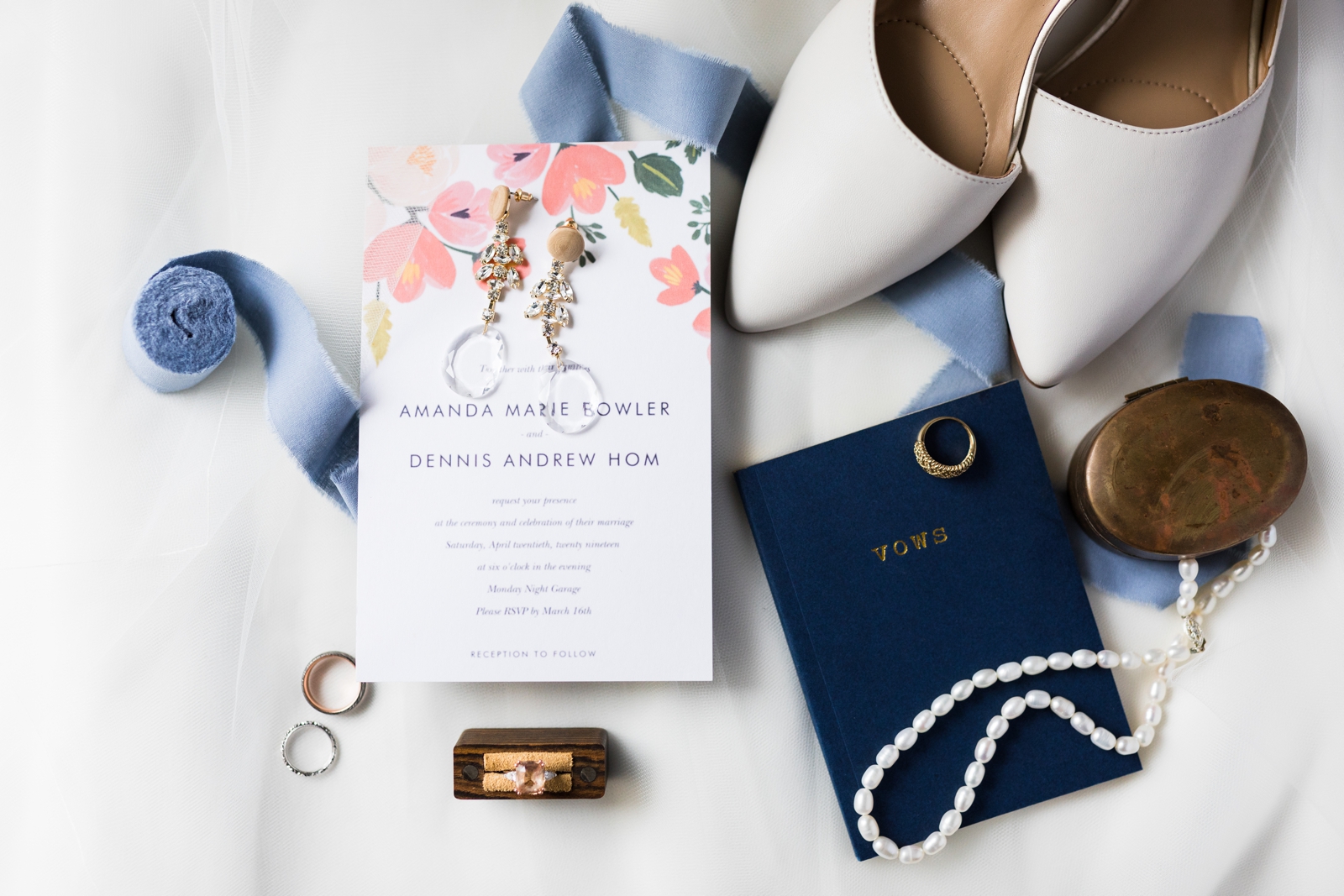 Monday Night Garage Wedding - Syd & Lex Photography Blog