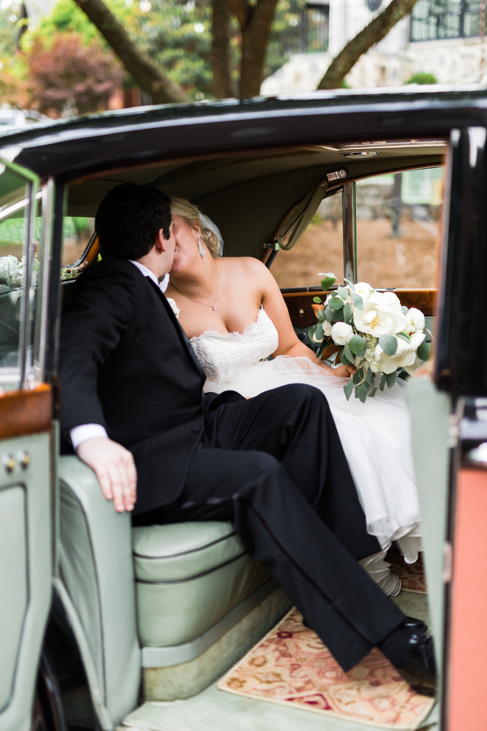 Classic Birmingham Wedding - Syd & Lex Photography